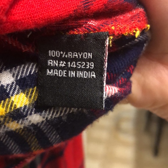 Style Envy Red Plaid Flannel Crop Top Medium M - Picture 3 of 7